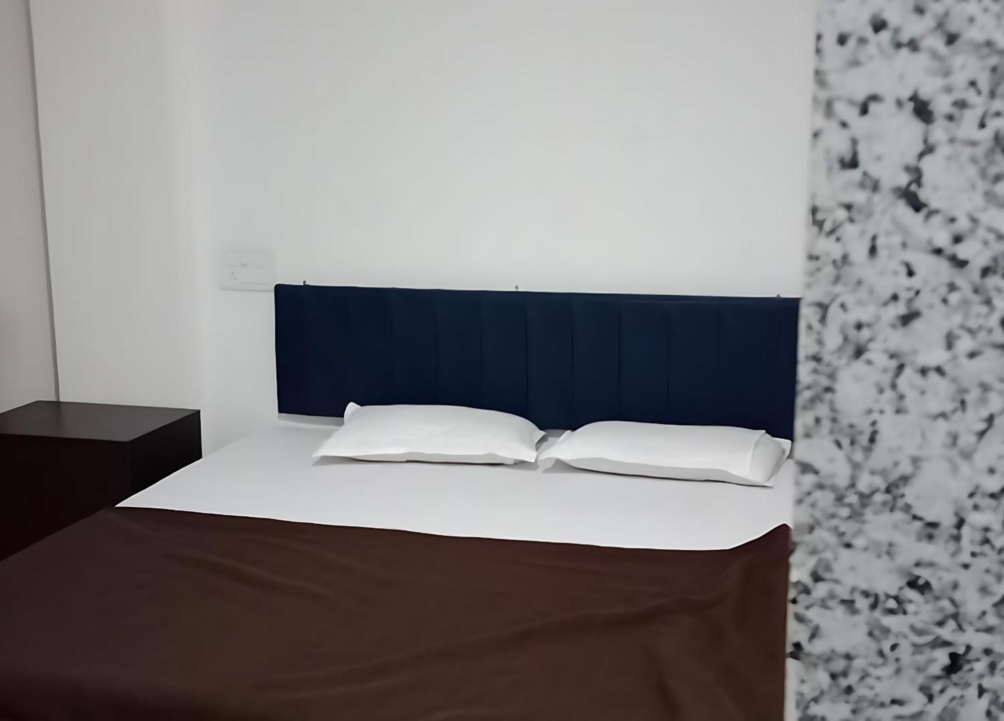 Hotel Aaradhya Udaipur Esterno foto