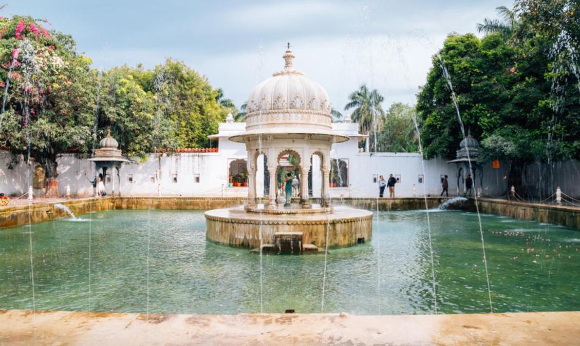Hotel Aaradhya Udaipur Esterno foto